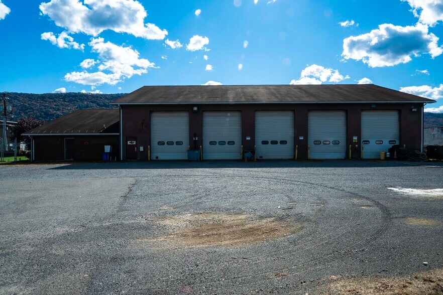 More Photos Of 215 Reading Ave, Williamsport Warehouse For Sale