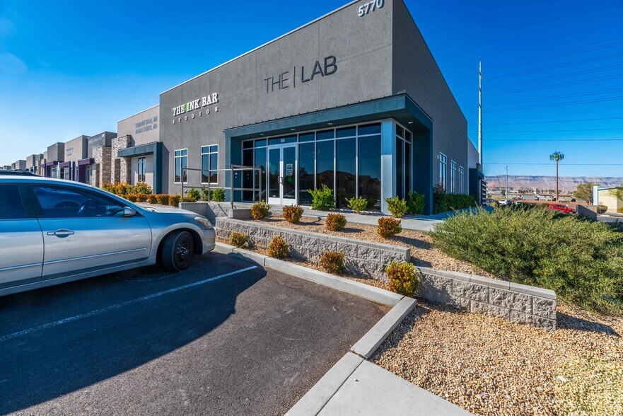 More Photos Of 5770 S Durango Dr, Las Vegas Medical For Sale