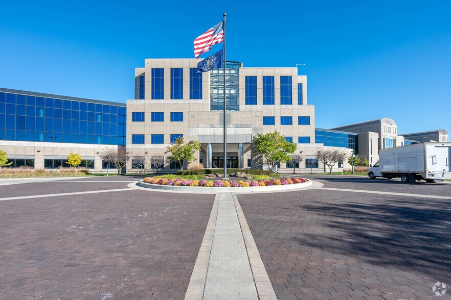 More Photos Of 11100 USA Pky, Fishers Office For Lease