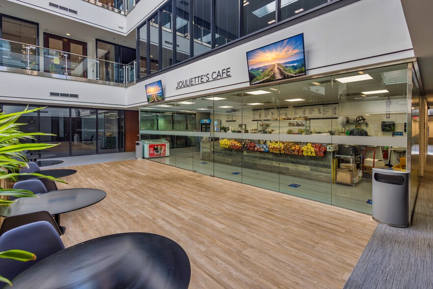 More Photos Of 2625 Butterfield Rd, Oak Brook Office For Lease