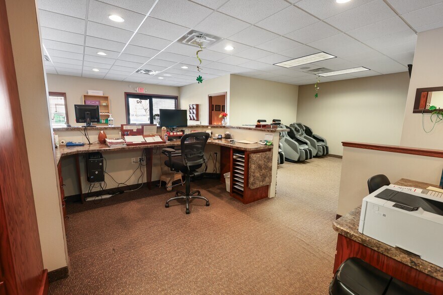 More Photos Of 20 S 32nd Ave S, Saint Cloud Office For Sale