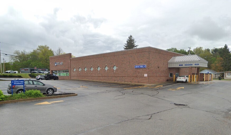 More Photos Of 1540 Canton Rd, Akron Drugstore For Sale