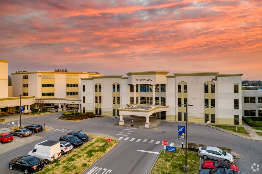 More Photos Of 393 Wallace Rd, Nashville Medical For Lease