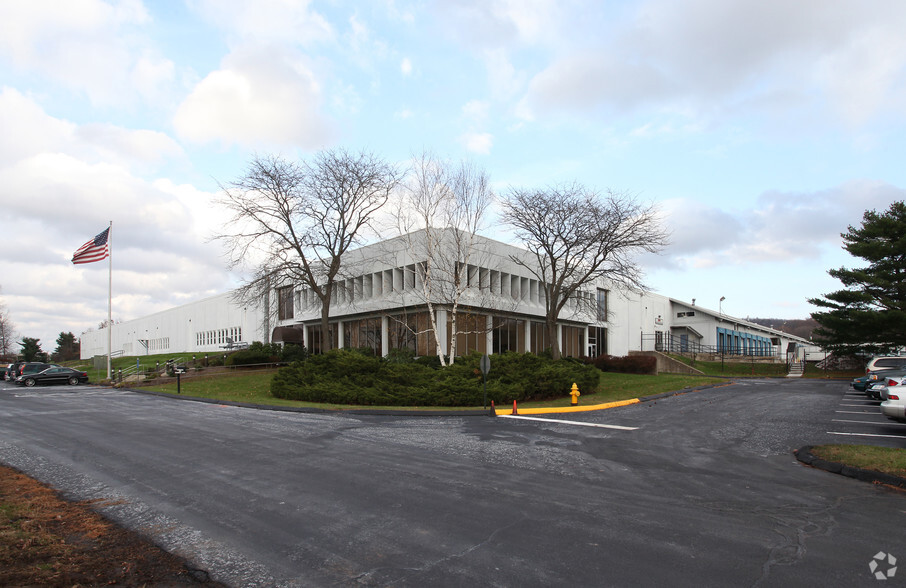 Primary Photo Of 550 Research Pky, Meriden Warehouse For Lease