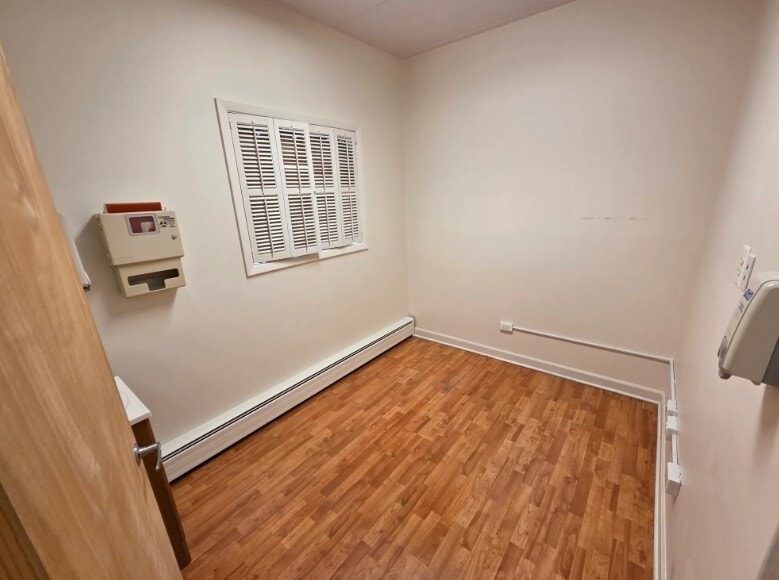 More Photos Of 4900 S Archer Ave, Chicago Office For Sale