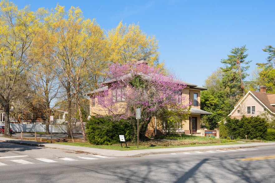 More Photos Of 614 S Main St, Blacksburg Medical For Sale