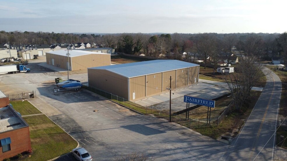 More Photos Of 700 E Fairfield Rd, Greenville Warehouse For Lease