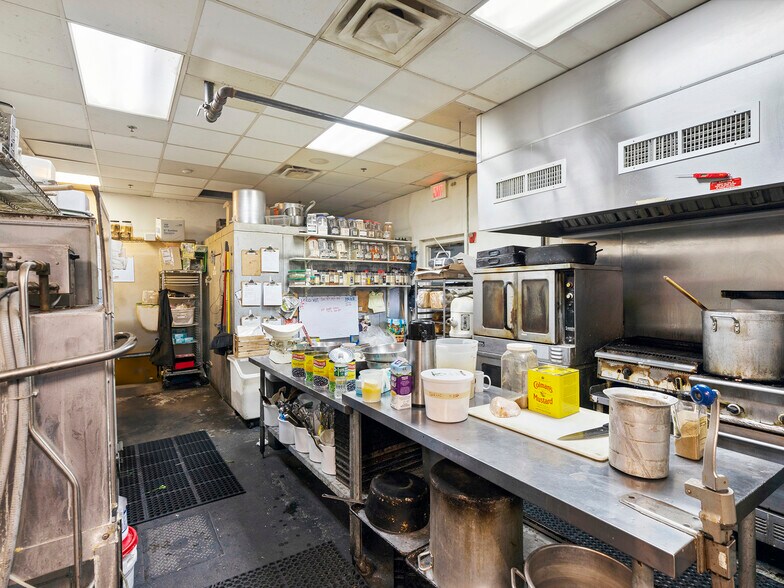 More Photos Of 758-762 Elmwood Ave, Buffalo Storefront Retail Residential For Sale