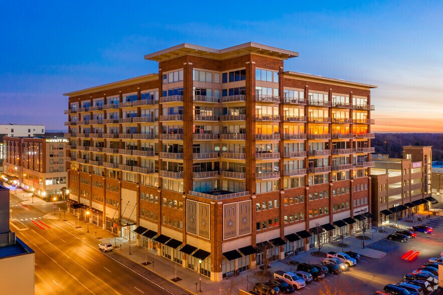 More Photos Of 360 N Main St, Royal Oak Apartments For Lease