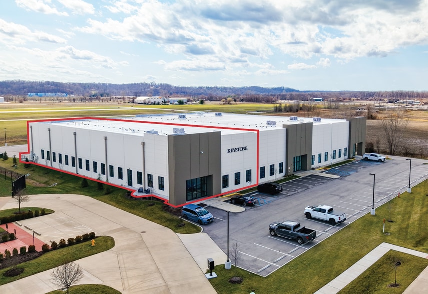 Primary Photo Of 673-675 Spirit Valley West Dr, Chesterfield Warehouse For Sale