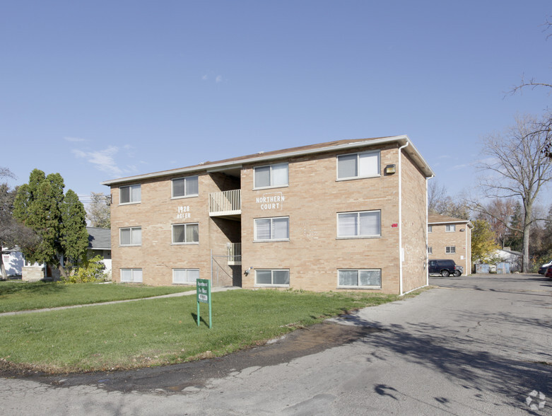 Primary Photo Of 1928 Agler Rd, Columbus Apartments For Sale