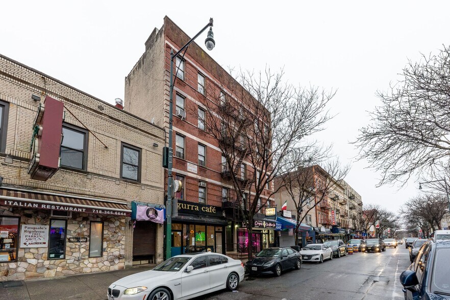 More Photos Of 2325 Arthur Ave, Bronx Apartments For Lease