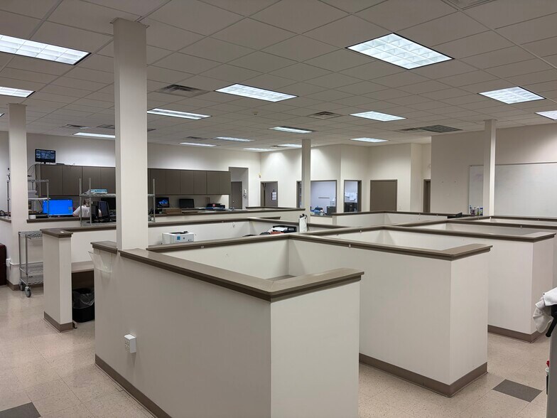 More Photos Of 4003 Clifton Rd, Greensboro Medical For Lease