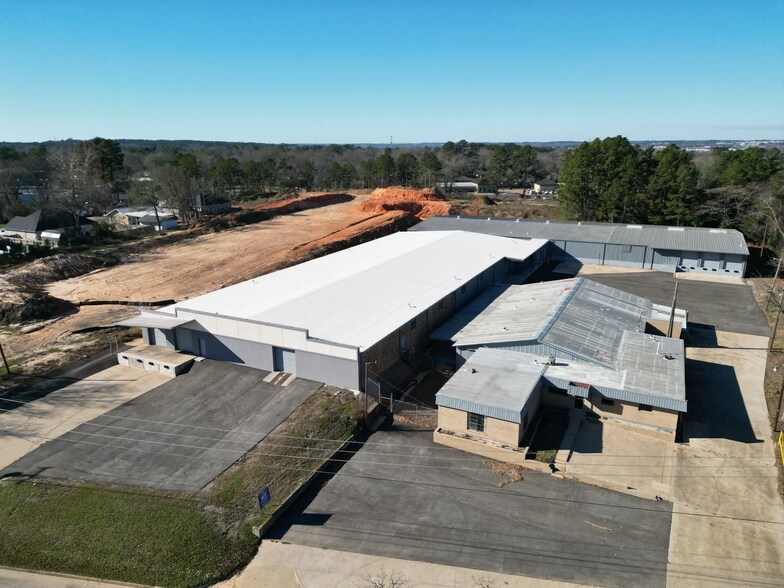 Primary Photo Of 4501 Old Troup Hwy, Tyler Warehouse For Sale