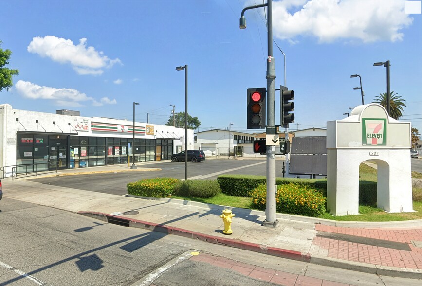 More Photos Of 307 W Compton Blvd, Compton Freestanding For Lease