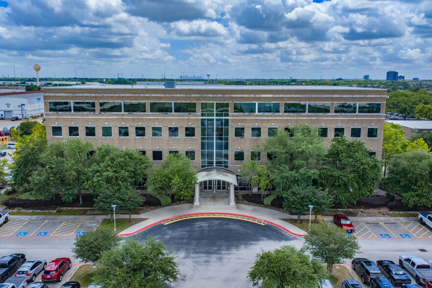 More Photos Of 1310 Rankin Rd, Houston Unknown For Lease