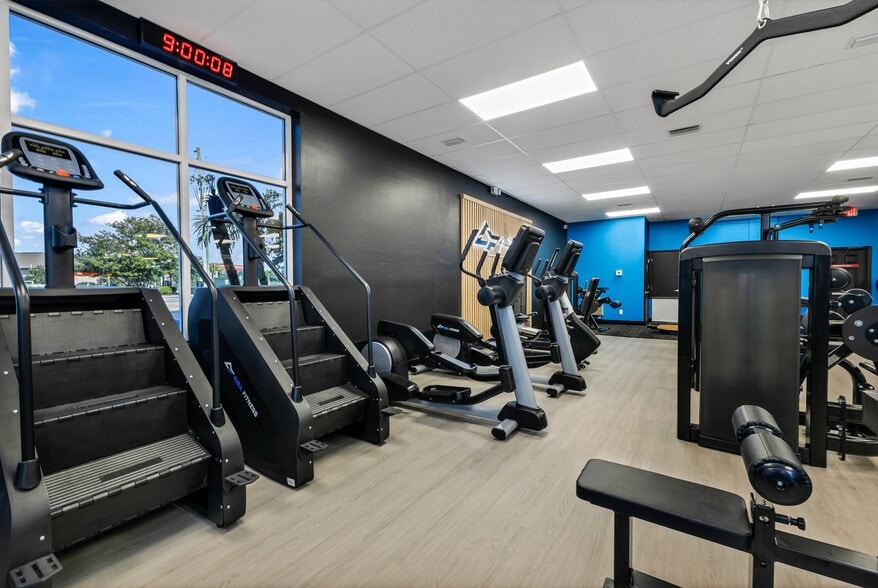 More Photos Of 24420 Sandhill Blvd, Punta Gorda Storefront Retail Office For Sale