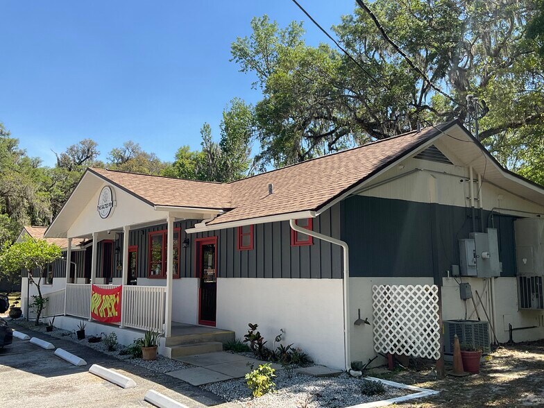 More Photos Of 1740 E Jefferson St, Brooksville Restaurant For Sale