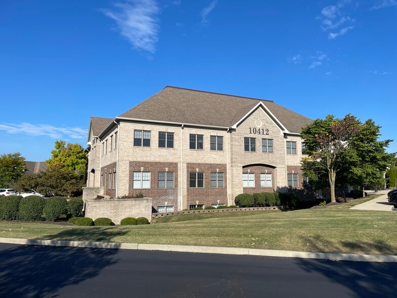 More Photos Of 10412 Allisonville Rd, Fishers Office For Sale