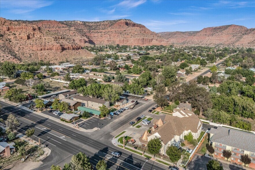 More Photos Of , Kanab Hospitality For Sale