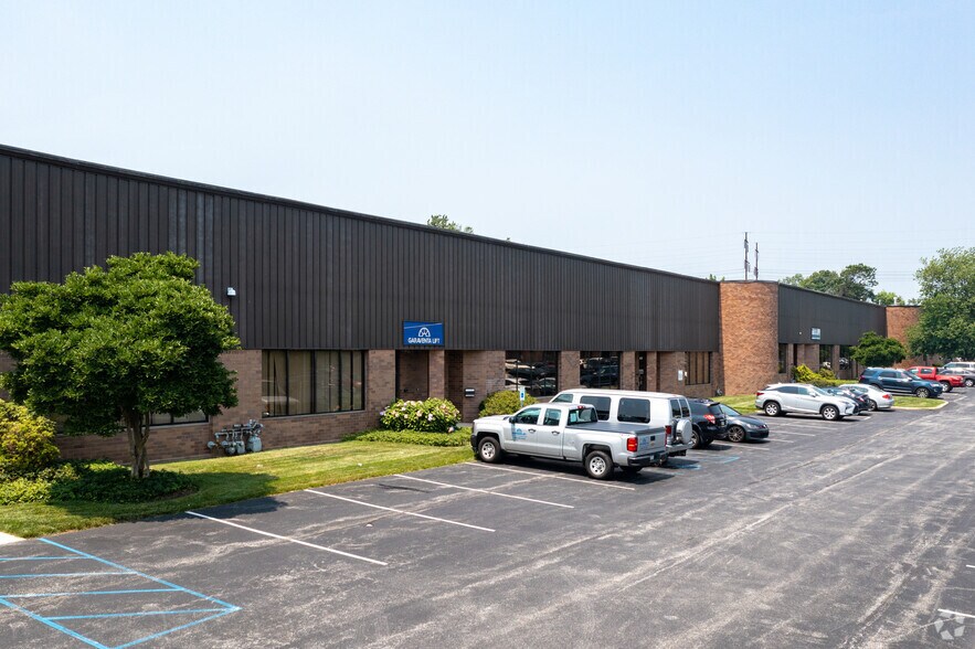 More Photos Of 408 Elmwood Ave, Sharon Hill Distribution For Lease