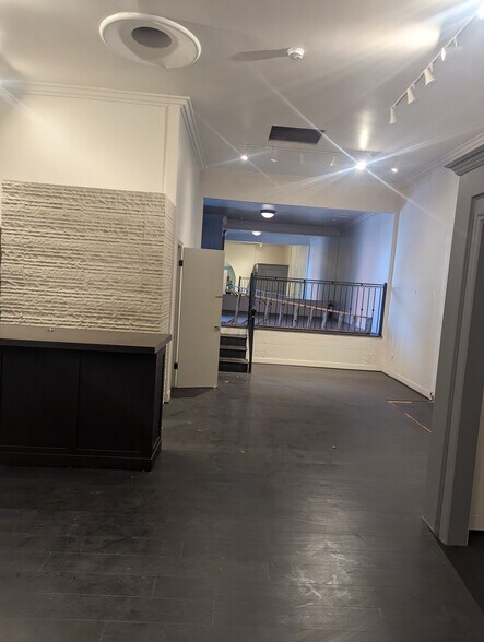 More Photos Of 138-144 S La Brea Ave, Los Angeles Storefront Retail Office For Lease