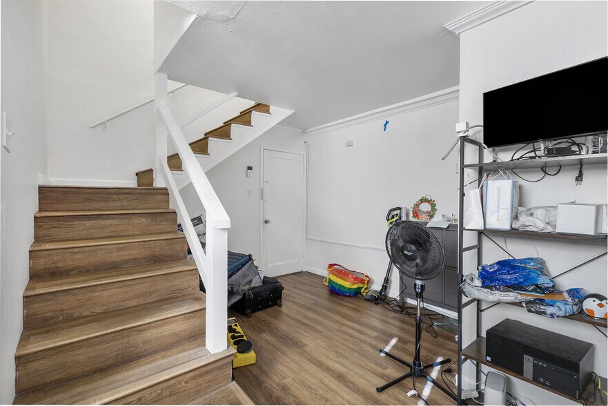More Photos Of 1298 63rd St, Emeryville Apartments For Sale