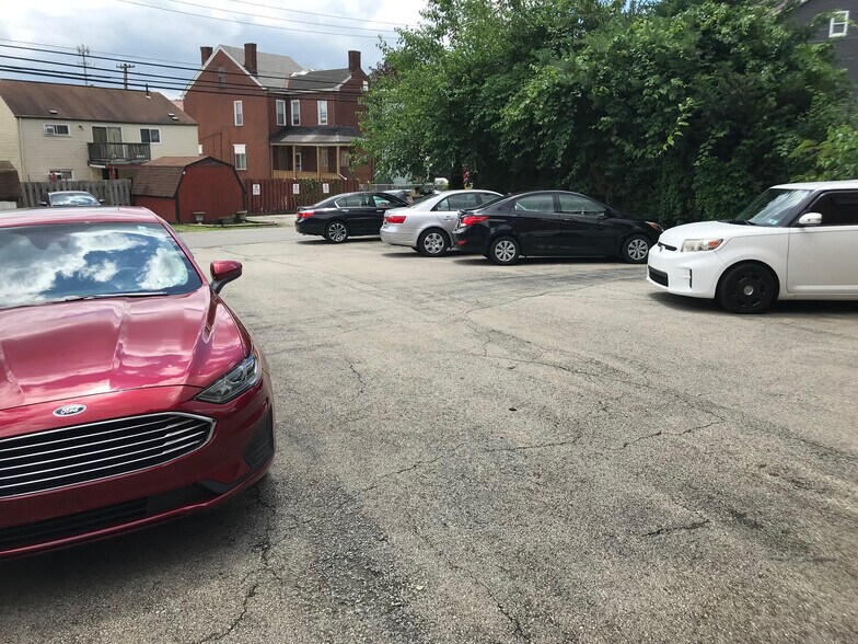 More Photos Of 28 Freeport St, Pittsburgh Apartments For Sale
