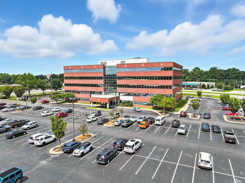 More Photos Of 901 N Winstead Ave, Rocky Mount Medical For Lease