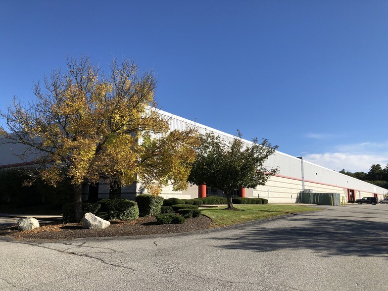 More Photos Of 1010 W Chestnut St, Brockton Distribution For Lease