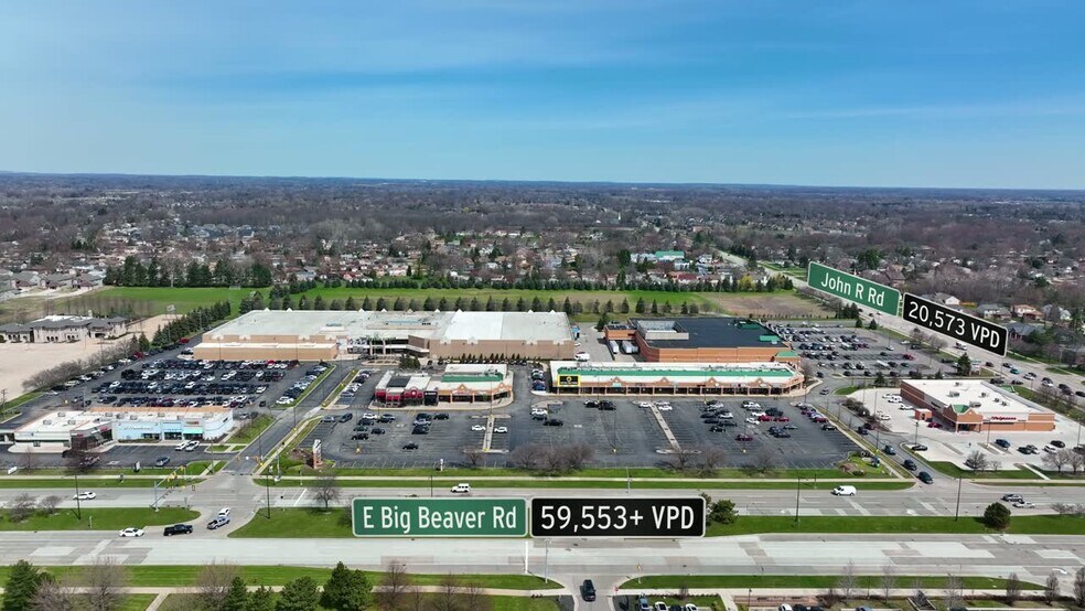 Primary Photo Of 1819 E Big Beaver Rd, Troy Unknown For Lease