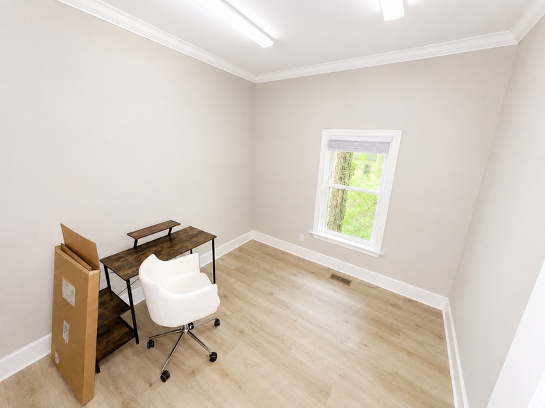 More Photos Of 3747-3749 Benson Dr, Raleigh Office Residential For Lease