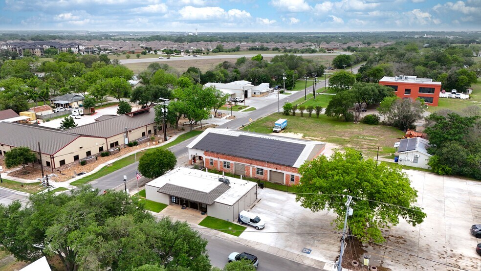 More Photos Of 105 Loop 539 W, Cibolo Freestanding For Sale