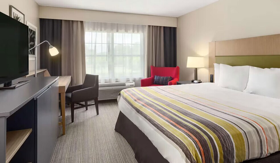 More Photos Of 3051 White Blvd, Pearl Hotel For Sale