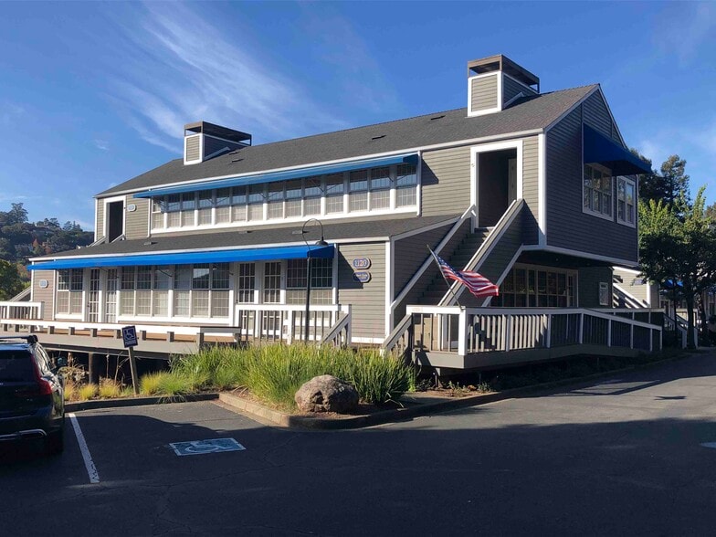 More Photos Of 1100-1120 Mar West St, Tiburon Office For Sale