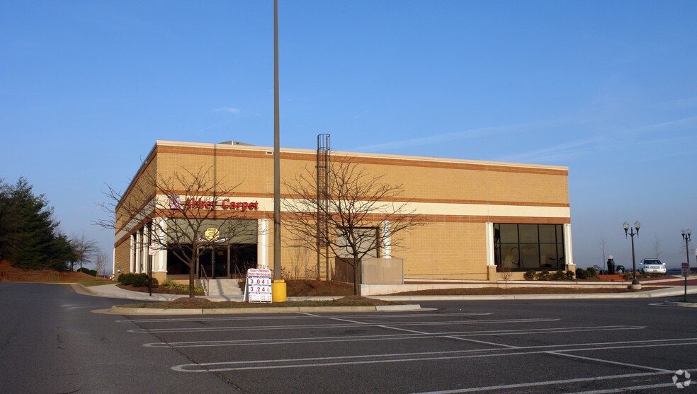 More Photos Of 21465 Price Cascades Plz, Sterling Freestanding For Sale