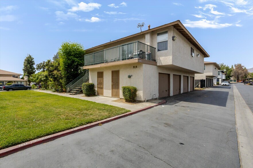 More Photos Of 1140 Oxford Dr, Redlands Apartments For Sale