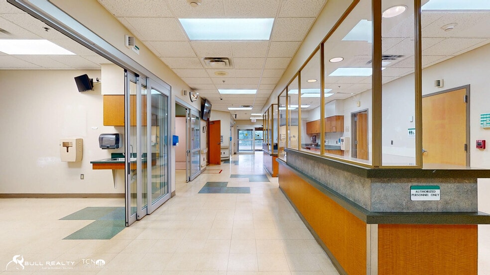 More Photos Of 1362 S Main St, Ellijay Hospital For Lease