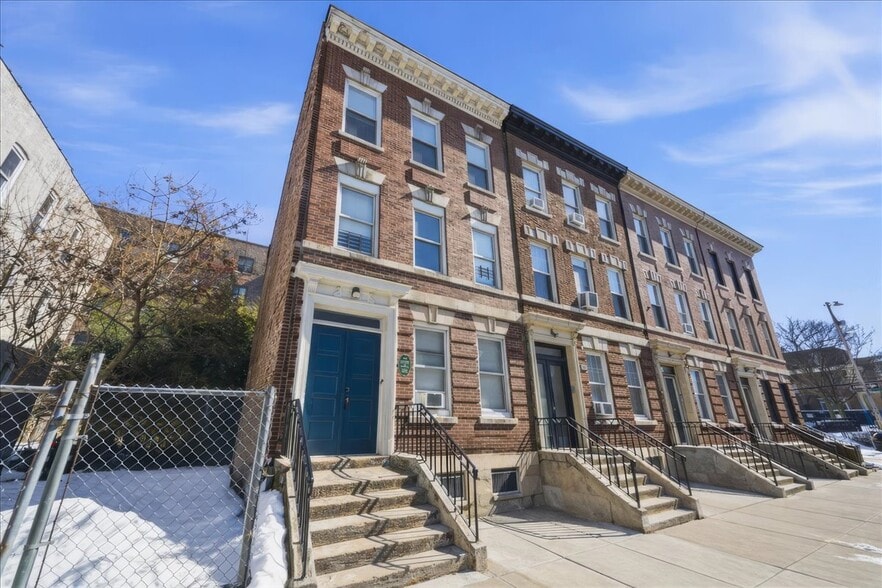 Primary Photo Of 92 Elliott Ave, Yonkers Apartments For Sale
