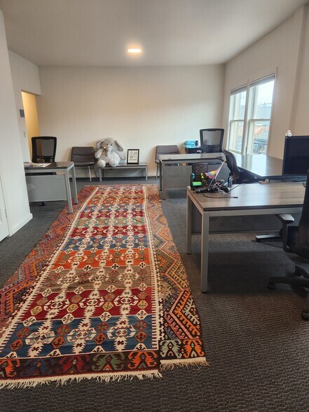 More Photos Of 116-128 Main St, Carlton Storefront Retail Office For Lease