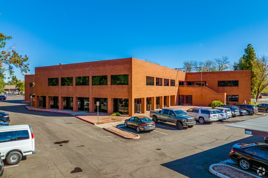 More Photos Of 10240 N 31st Ave, Phoenix Medical For Lease