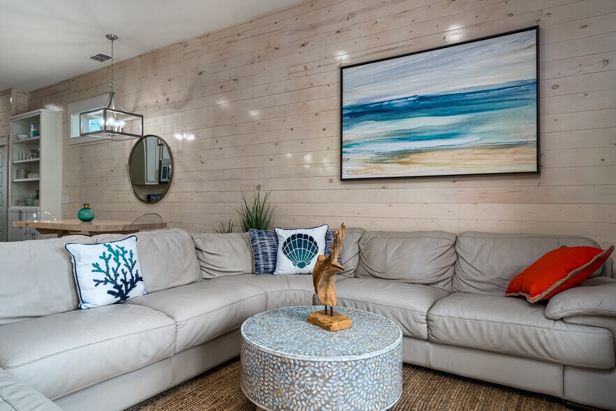 More Photos Of 2821 S 11th St, Port Aransas Multifamily For Sale