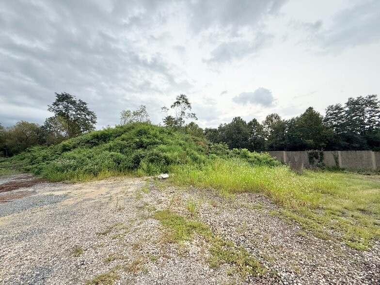 More Photos Of 129 S Ship Rd, Exton Land For Lease
