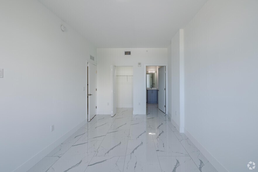 More Photos Of 1 Curtiss Pky, Miami Springs Apartments For Sale