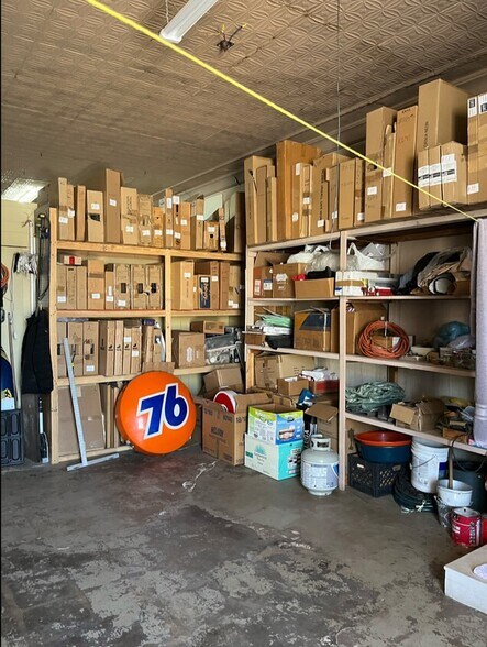 More Photos Of 108 Main St, Seminole Storefront For Sale