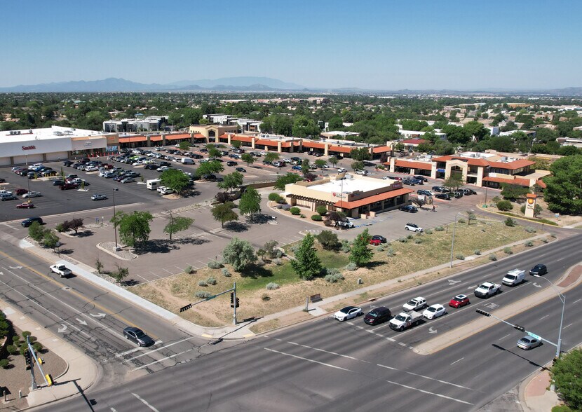 More Photos Of 730 St Michaels Dr, Santa Fe General Retail For Lease