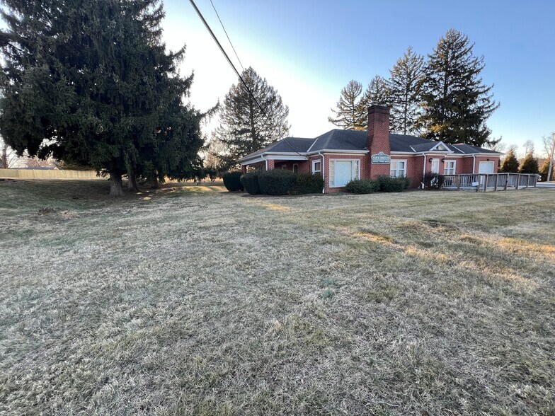 More Photos Of 2059 Baltimore Blvd, Finksburg Medical For Sale