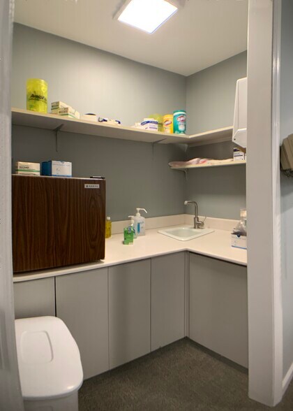 More Photos Of 75 Summit Ave, Hackensack Medical For Lease