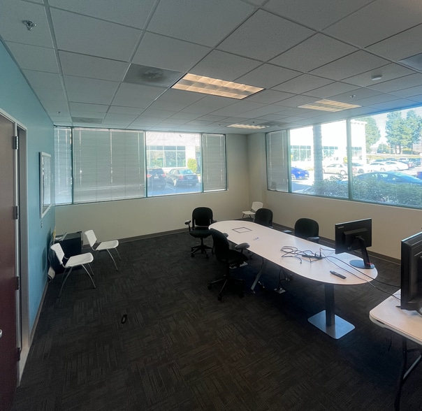 More Photos Of 180 Westridge Dr, Watsonville Office For Lease