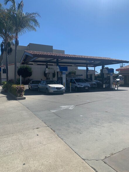 More Photos Of 1935 State St, Santa Barbara Service Station For Sale